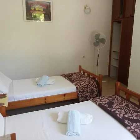 Gospodarstwo wiejskie Kaloudis Agios Georgios (Corfu)