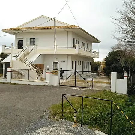 Gospodarstwo wiejskie Kaloudis Agios Georgios (Corfu)